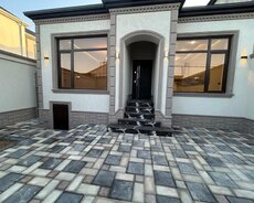 Binə bolluqda həyət evi satılır