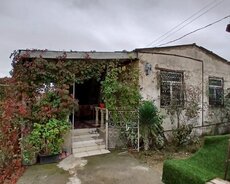 Buzovnada həyət evi satılır