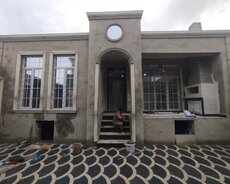 Zabratda həyət evi satılır