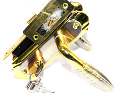 Çöl və Ev Qapılarının Zamok və ruckalarının dəyişdirilməsi