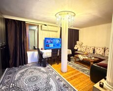 Elmlər Akademiyası metrosu , Mirəli Seyidov küçəsi