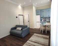 Elmlər Akademiyası metrosu,İnşaatçılar prospekti