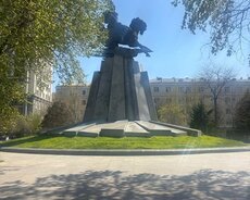 Vaqif küç. 3 otaq kirayə stalinka