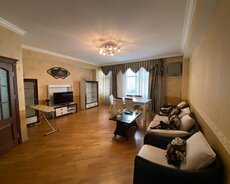 8 noyabr pr 3 otaqli ev kiraye verilir