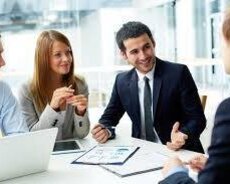 Komanda işi üzrə menecer