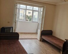 Genclik M.yaxinliginda 1 otaq kiraye verilir