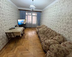 🏡 Xalqlar metrosu yaxınlığı, 2 tərəfli Balkon