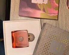 Amouage ətri satılır