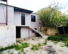 Lökbatanda həyət evi satılır