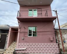 Həyət evi satılır
