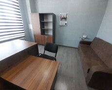 plazada ofislər əşyalı