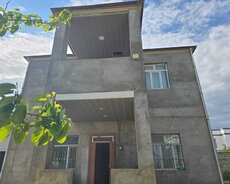 Mərdəkanda 2 mərtəbəli həyət evi satılır