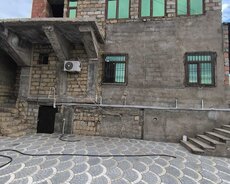 Masazırda 10 Otaqlı 3 Mertebe Heyet Evı