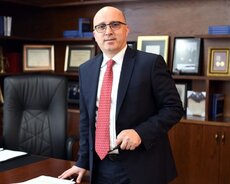 İdarəetmə Sahəsində İş İmkanı