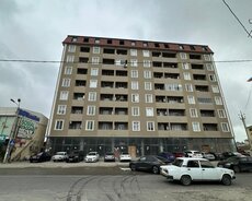 Masazır qəsəbəsində kupçalı ,təmirli bina evi satılır