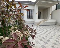 Buzovnada həyət evi satılır