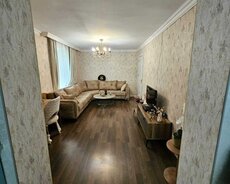 5\1 Mirəli Seyidov küçəsi 165000