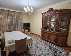 Azadlıq Suleyman Sanı Axundov