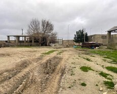 Novxanıda 1ha kupçalı yaşayış təyin torp.. satılır