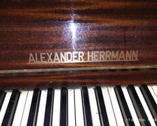 Pianino satilir