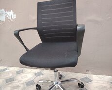 Ofis ucun kreslo
