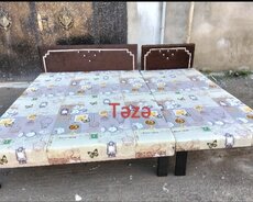 Kravatlar taxtlar döşekler