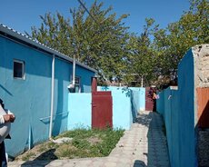 Mehdiabad qəsəbəsində 6 otaqlı ev satılır
