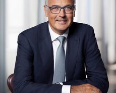 Ofis Meneceri Tələb Olunur