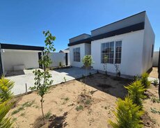 Qalada həyət evi satılır