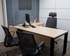 Gənclər üçün məlumat meneceri təklif olunur