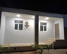 Maştağa qəsəbəsində2 otaqlı ev satılır