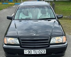 Mecedes C230