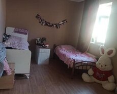 Savalan yaşayış massivində 3 otaqlı ev satılır