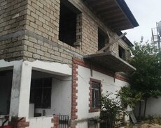 Albalılıqda heyet evi satilir