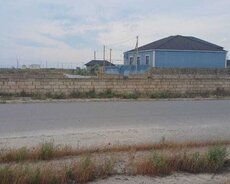 Buzovna xrustalnidə torpaq satılır