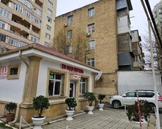 İnşaatçılar metrosu 3 otaqlı satılır