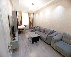 Əhmədlidə qanuni 3 otaqlı, Əla təmirli, Əşyalı mənzil