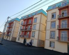 Madazır qəsəbəsi podmayak mənzil satılır