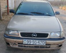 Opel astra 1.6