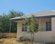 masazırda ev və 4 sot