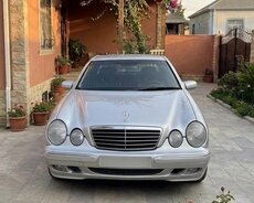 Mercedes E 200