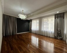 Nesimi rayonu Koroglu parkin yani