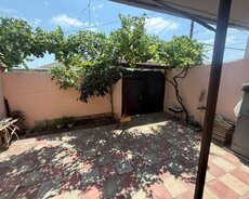 mastagada yola yaxin ev satilir
