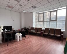 Af Business House-da icarəyə ofislər