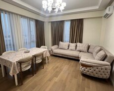 Qanuni 3 otaqlı əşyalı 83 kv. metr mənzil satılır
