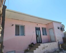 Buzovnada 3 otaqlı həyət evi satılır