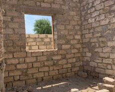 tavayliqda 2 sotda 2 otaqli ev satilir