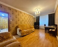 Bakıxanov qəs. 4 otaqlı mənzil