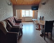 Xırdalanda Yeni bazarın yanında bina evi
