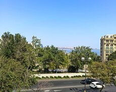 Kirayə verilir 2 otaqlı köhnə tikili 70 m², İçəri Şəhər m